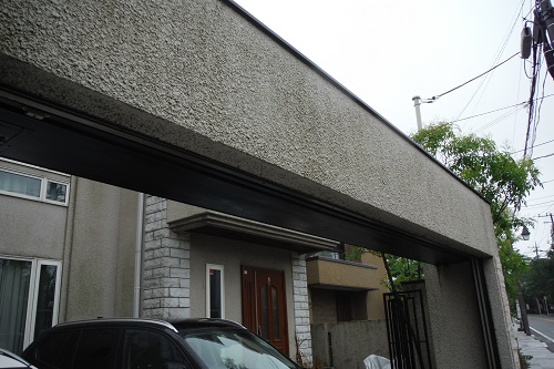 外塀塗装 薬品洗浄+クリヤー2回仕上げ